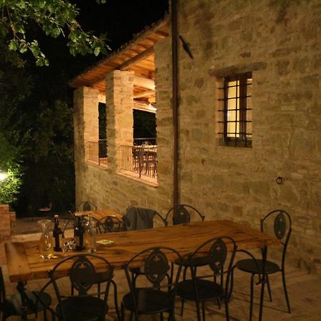 Locanda Dell'Istrice Camerino Bagian luar foto