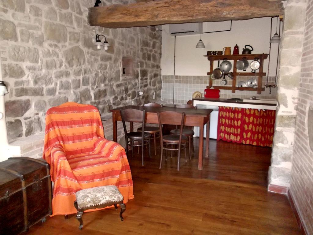 Locanda Dell'Istrice Camerino Ruang foto