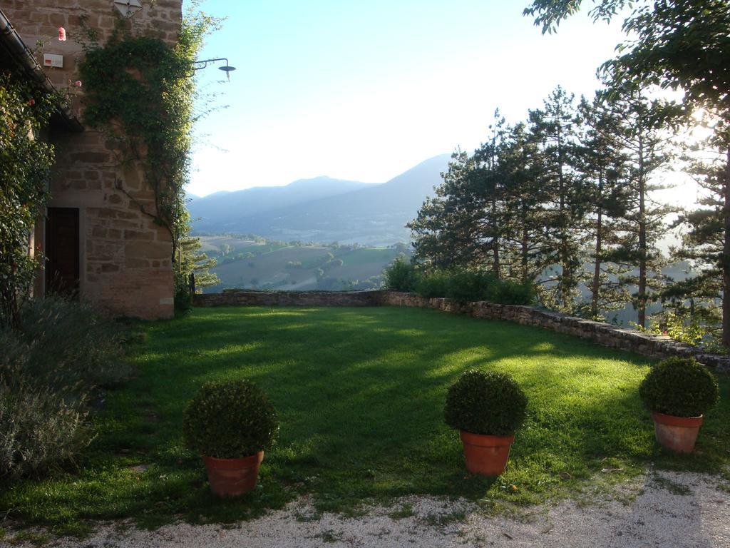 Locanda Dell'Istrice Camerino Bagian luar foto